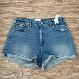 NWT Abercrombie Curve Love High Rise Mom Shorts